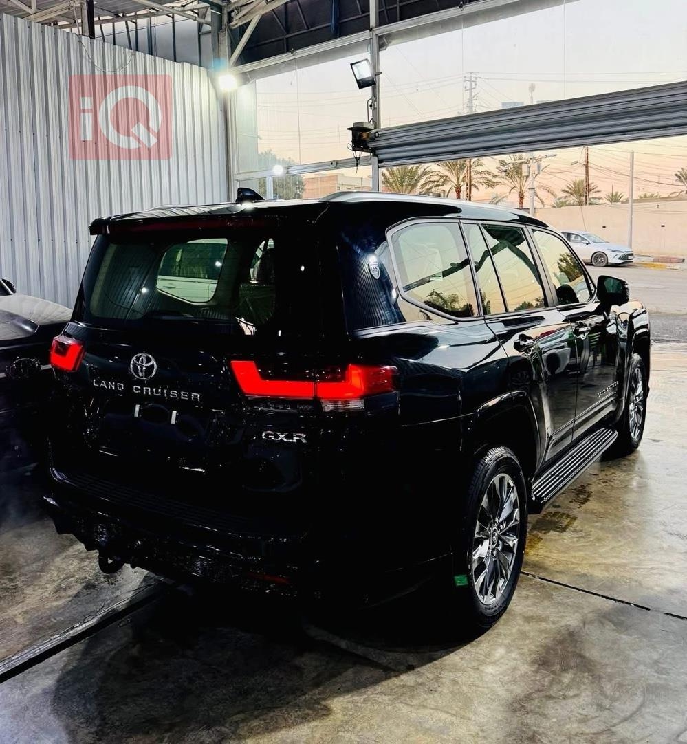 تويوتا لاندكروزر